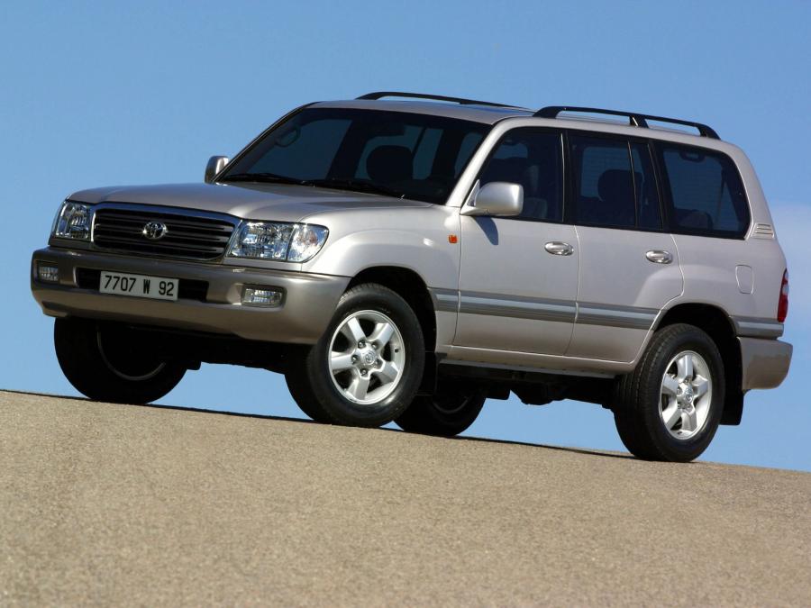  Toyota Land Cruiser 100 VX 2002 года  (фото 15 из 23)